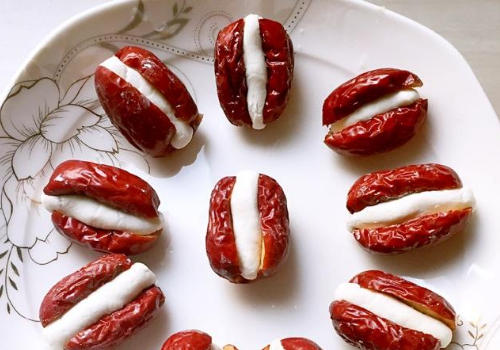 红枣中间夹糯米叫什么